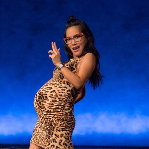 22 Stand Up Komedi Terbaik di Netflix