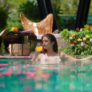 3 Destinasi Mewah untuk Self-Reward bersama Visa