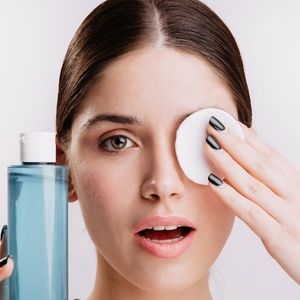 Simak Perbedaan Toner dan Micellar Water: Kenali Fungsi dan Waktu Pakainya Biar Tidak Salah Urutan