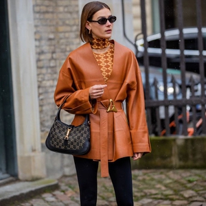 Sejarah Sang Pahlawan: Tas Gucci Jackie 1961