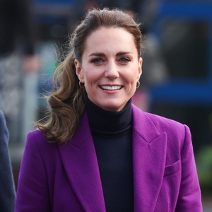 Kate Middleton Tampil Menakjubkan dengan Pilihan Warna Tak Terduga