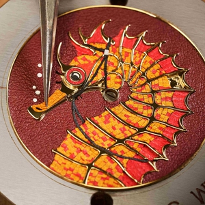 Slim d’Hermès Hippocampe Perpaduan Seni dan Waktu