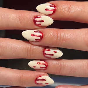 25 Ide Nail Art Bertema Halloween Terbaik untuk Sempurnakan Tampilan