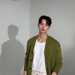 Mengungkap 20 Fakta Aktor Muda Lee Chae Min yang Jarang Terungkap