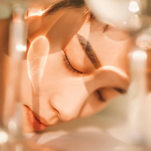 Cara Meraih Tampilan Glass Skin dari Ahli Kecantikan Korea