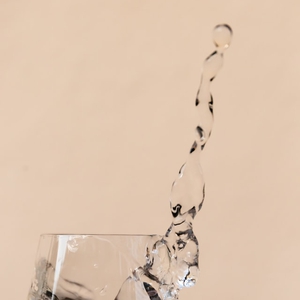 10 Hal Ini Bisa Terjadi Pada Tubuh Saat Kurang Minum Air Putih