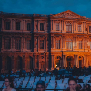 Chanel Menyatukan Fashion dan Film dengan Mendukung Festival Cin&eacute;ma Paradiso di Louvre