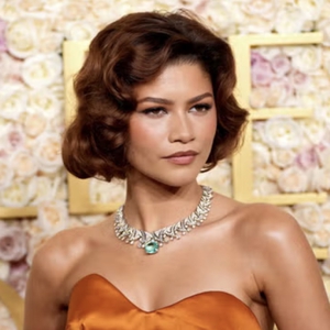 Zendaya Pamer Gaya Rambut Micro Bob Baru Jelang Tur Press The Drama