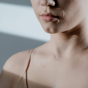 Sederet Fakta Hingga Arti Dagu Belah Dua pada Wanita