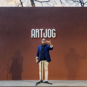 Melihat Panggung Pembukaan Hingga Karya Seni Terkurasi di Artjog 2025