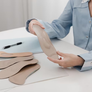 Cara Mengukur Insole Sepatu dengan Benar agar Nyaman Dipakai Sepanjang Hari