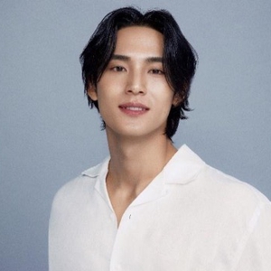 Mingyu Seventeen Menjadi Muse Global Terbaru dari Label Kecantikan Innisfree