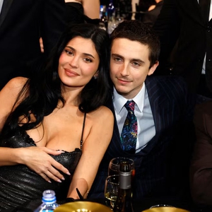 Timoth&eacute;e Chalamet dan Kylie Jenner Tampak Sangat Mesra di Critics Choice Awards 2026