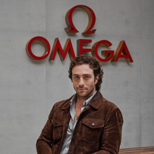 Aaron Taylor-Johnson Resmi Bergabung sebagai Duta Global Omega