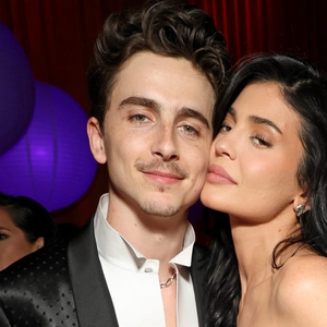 Kylie Jenner Terbang ke Hungaria untuk Kunjungi Kekasihnya, Timoth&eacute;e Chalamet
