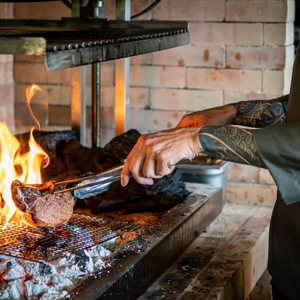 Arriba dan Chupacabras&nbsp;Mengungkap Perjalanan Sensorik Melalui&nbsp;Rasa dan Suasana