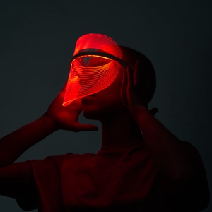Apakah Masker LED Bisa Memperburuk Melasma? Ini Kata Dokter Kulit