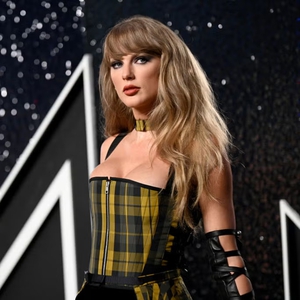 10 Penampilan Kecantikan Terbaik di MTV VMAs 2024