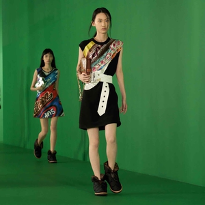 Eksplorasi Motif dan Warna Hiasi Koleksi Louis Vuitton Spring/Summer 2021 yang Dipresentasikan secara Spin-off dari Singapura