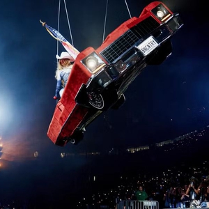 Beyonc&eacute; Atasi Gangguan Teknis Saat Konser di Houston Seperti Layaknya Wanita Super Sejati