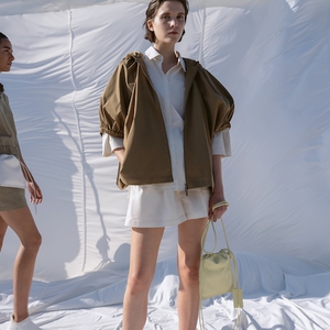 Harlan + holden Keluarkan Koleksi Terbaru untuk Pria dan Wanita yang Efisien Dipakai Sepanjang Minggu