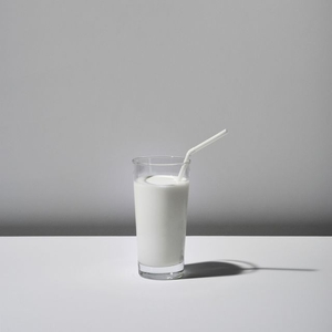 Apakah Minum Susu Benar-benar dapat Menyebabkan Jerawat?