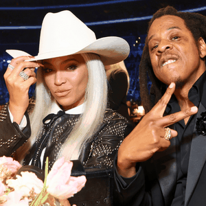 Jay-Z Jadi Bintang Tamu di Konser Terakhir Beyoncé di Paris