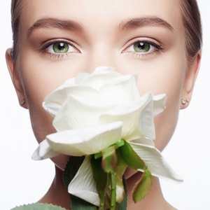 7 Manfaat Air Mawar untuk Kulit Wajah dan Rambut