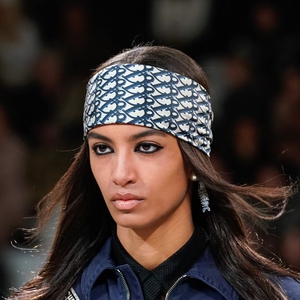 8 Tren Gaya Rambut Pada Musim Gugur 2020