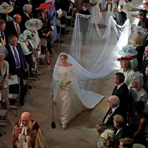 10 Fakta Menarik Seputar Gaun Pernikahan Meghan Markle