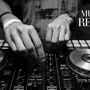 Menikmati Penampilan DJ di Media Sosial, Apakah Seru?