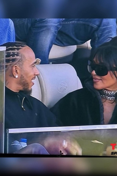 Kim Kardashian dan Lewis Hamilton Hard-Launch Hubungan Mereka di Super Bowl