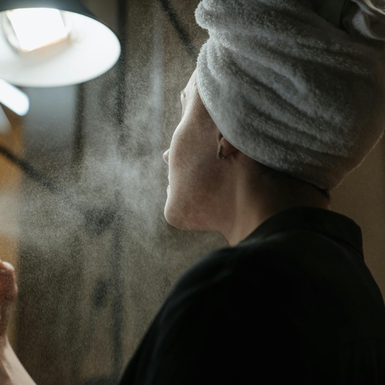 Apakah Air Mawar Bisa Dijadikan Toner? Ini Penjelasannya!