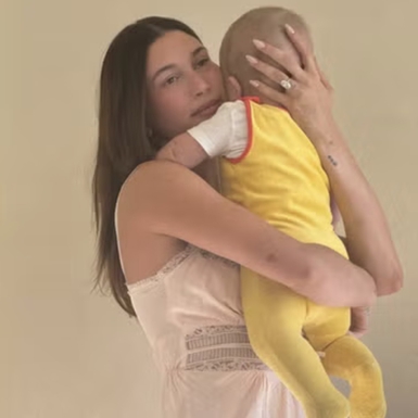 Hailey Bieber Bicara tentang Baby Jack dalam Wawancara Langka dan Mengungkap Ingin Tambah Anak