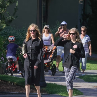 Julia Roberts dan Putrinya, Hazel, Tampil Kompak dalam Momen yang Jarang Terjadi