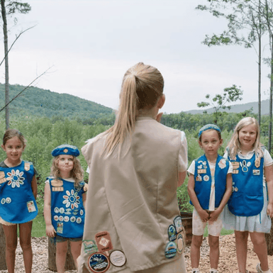 Pangeran Harry dan Duchess Meghan Memproduseri Dokumenter Tentang Girl Scouts