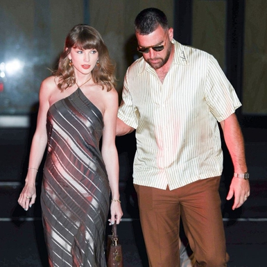Taylor Swift Beri Sentuhan Nostalgia pada Era Debutnya Saat Berkencan dengan Travis Kelce