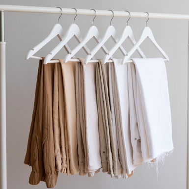 Ketahui Perbedaan Warna Ivory dan Beige dalam Dunia Fashion