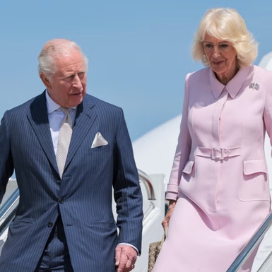 Raja Charles III dan Ratu Camilla Tiba di Washington, D.C. untuk Kunjungan Kenegaraan Bersama Trump