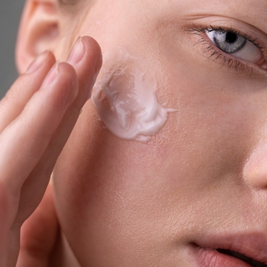 Rekomendasi Skincare untuk Kulit Kering agar Selalu Terhidrasi
