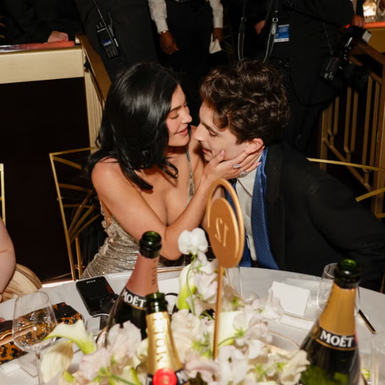 Timeline Lengkap Hubungan Kylie Jenner dan Timoth&eacute;e Chalamet