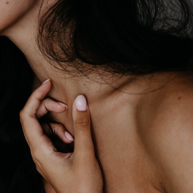 Nail Art untuk Kulit Sawo Matang yang Cantik &amp; Elegan