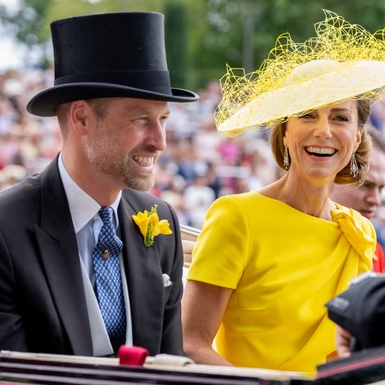 Kumpulan Foto Kemesraan Pangeran William dan Princess Kate di Royal Ascot