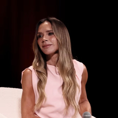 Victoria Beckham Kembali ke Studio Musik Setelah Lama Absen Bersama Sang Putra, Cruz