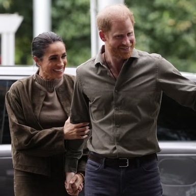 Meghan Markle dan Prince Harry Tampil Serasi dengan Gaya Tonal di Australia