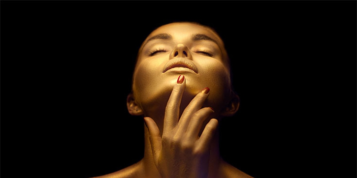 Kesalahan yang Harus Anda Hindari Saat Memakai Highlighter