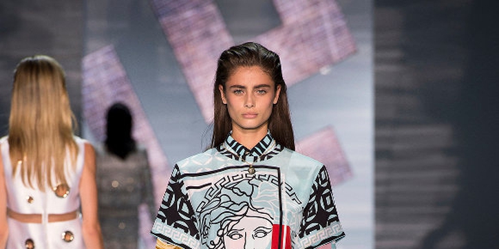 Roberto Cavalli, Versace, dan Emilio Pucci SS 2015