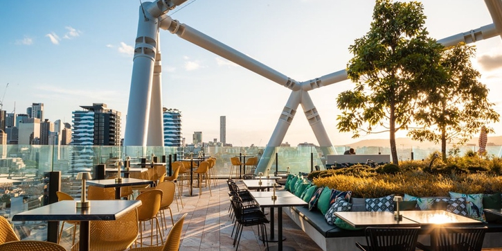 Menikmati Hidangan Lezat dari 7 Restoran Rooftop Tertinggi di Dunia