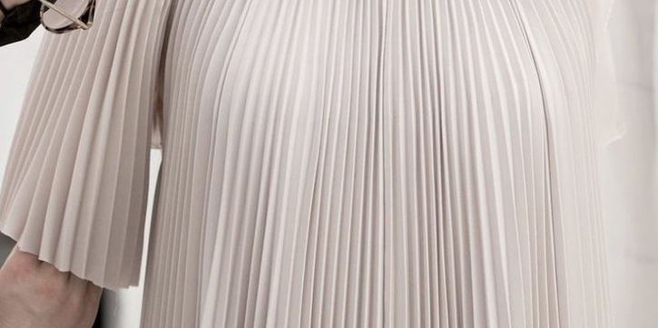 Mengulik Tipe dan Nama Kain yang Mengisi Lemari Kita