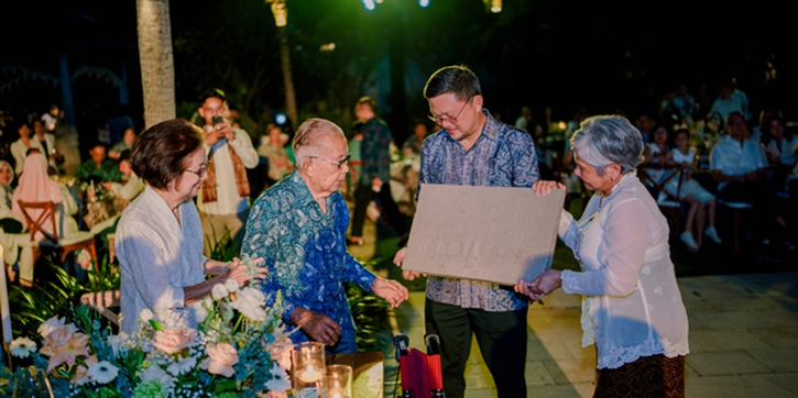 Jumeirah Bali Merayakan Usia Pertama